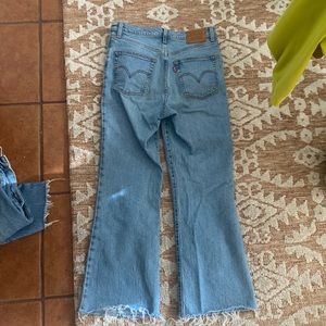 Levi Jeans - Ribcage Crop Flare